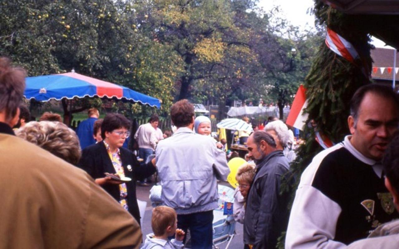 1990-09-07-dorffest-43