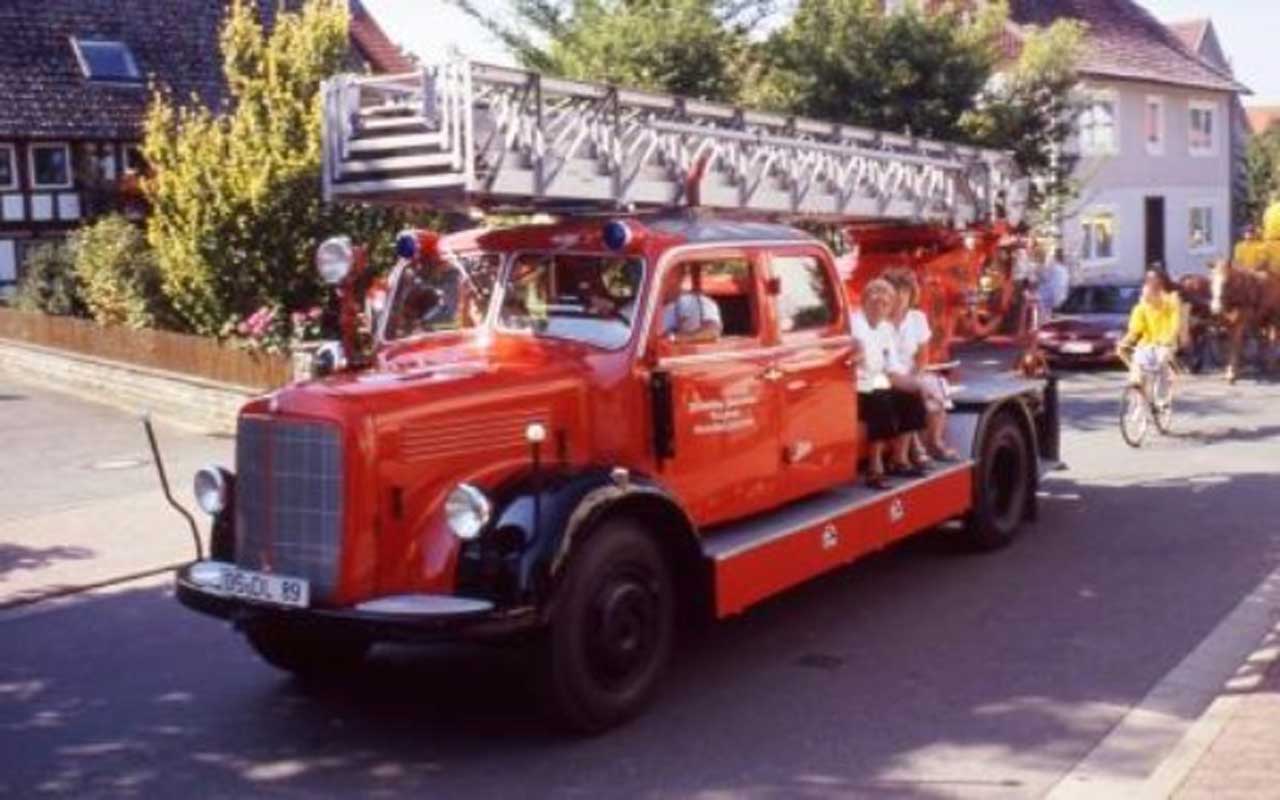 2005-09-02-dorffest-21.jpg